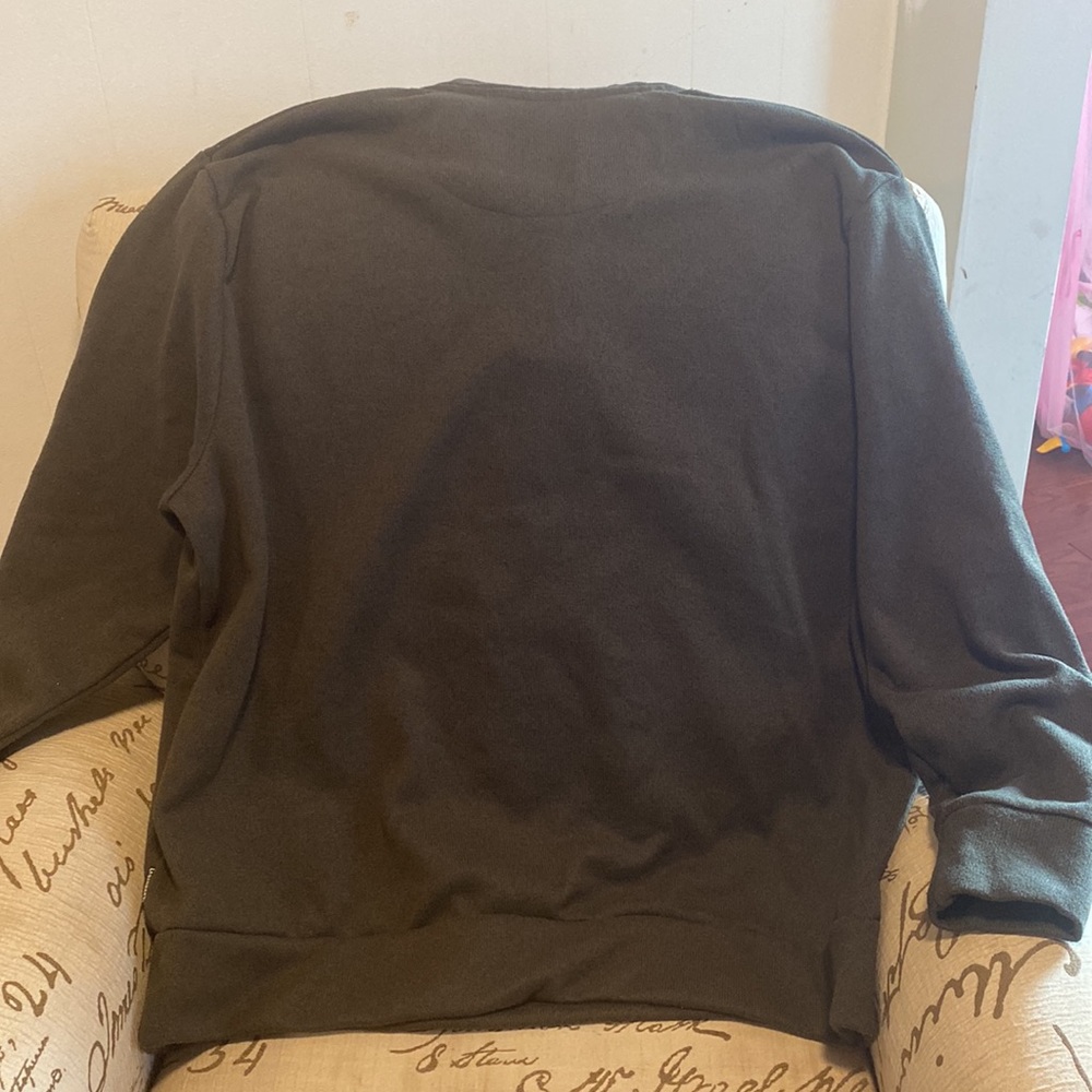 Legendary - Picture 3 of 5